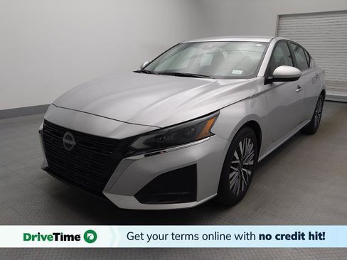 Used 2023 Nissan Altima 2.5 SV image 1