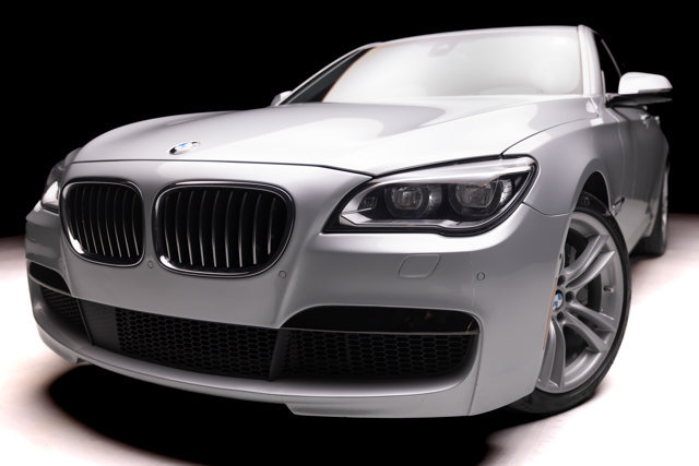 Used 2014 BMW 750i RWD image 22