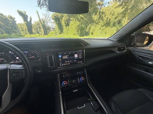 Used 2021 GMC Yukon XL Denali RWD image 18