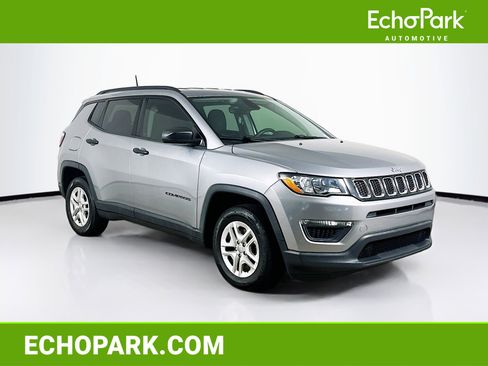 Used 2018 Jeep Compass Sport FWD image 1