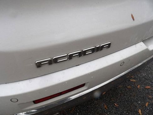 Used 2019 GMC Acadia Denali image 19