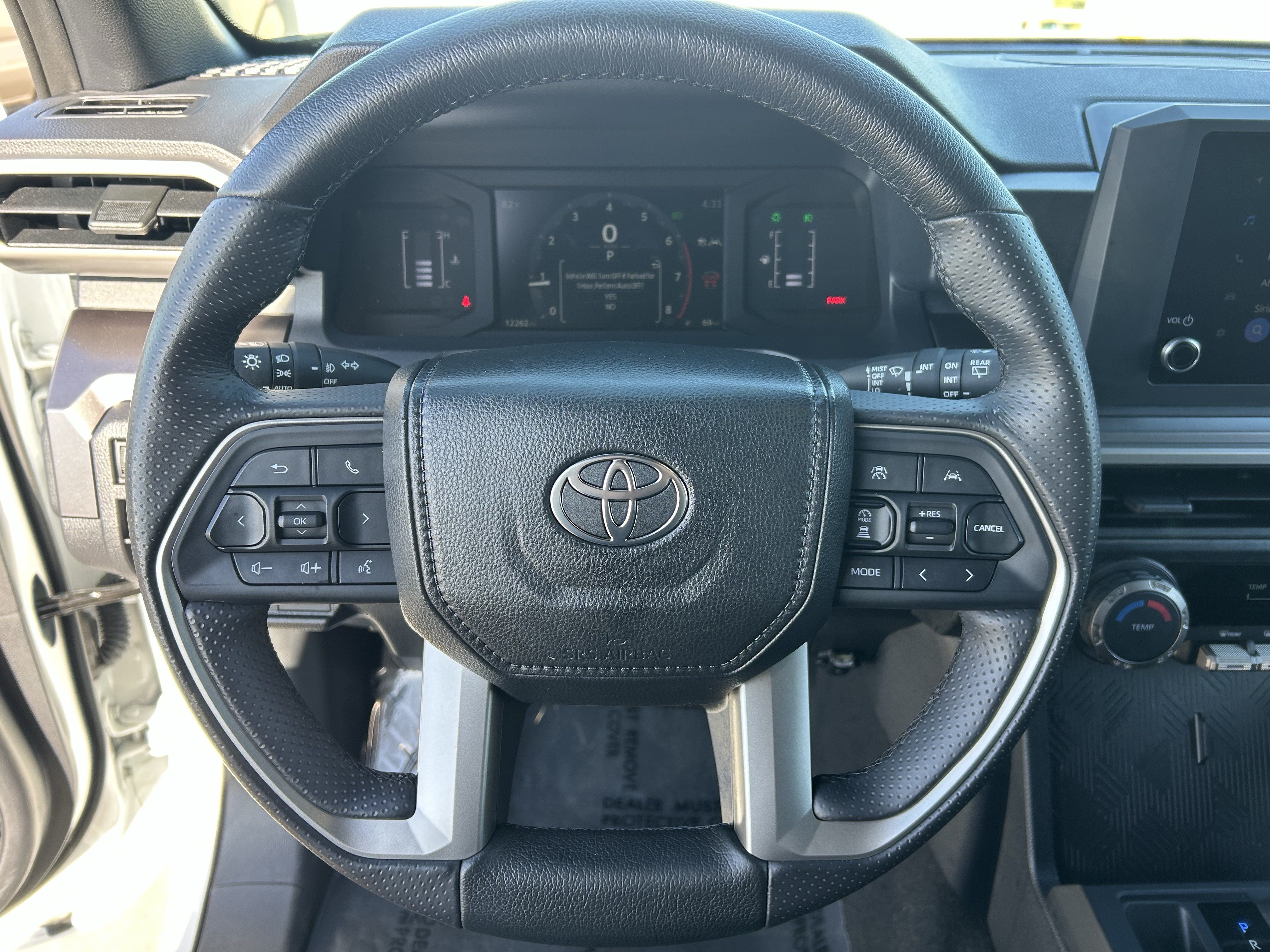 Certified 2026 Toyota 4Runner SR5 AWD/4WD image 27