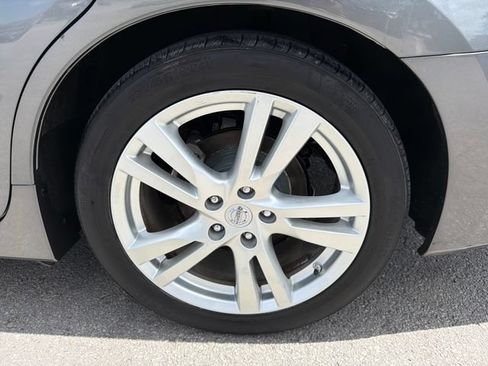 Used 2016 Nissan Altima 3.5 SL FWD image 31
