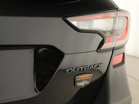 Used 2025 Subaru Outback Wilderness AWD/4WD image 30
