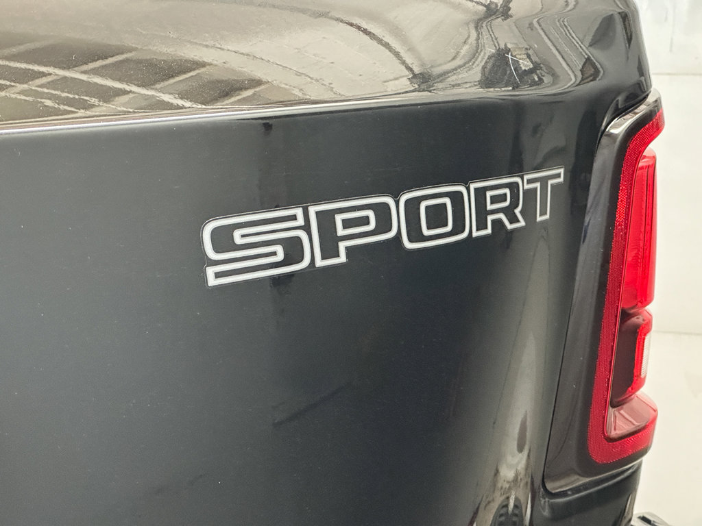 New 2026 RAM 3500 Big Horn AWD/4WD image 17