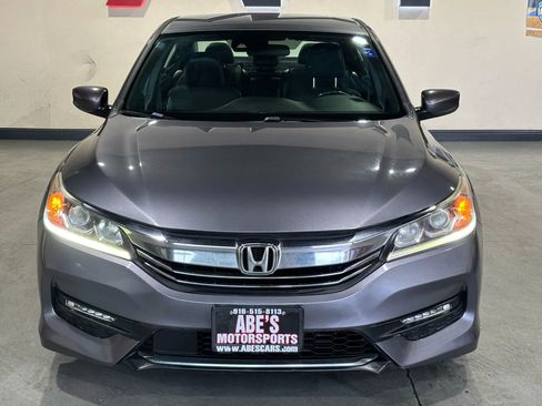 Used 2016 Honda Accord Sport image 2