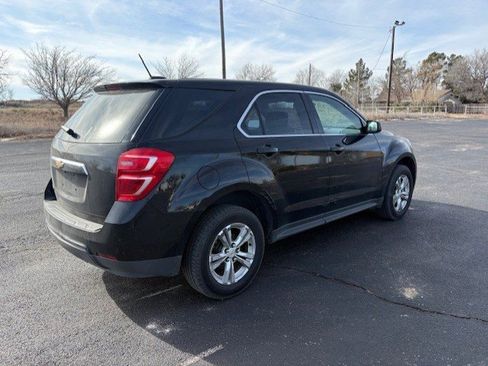 Used 2017 Chevrolet Equinox LS image 5