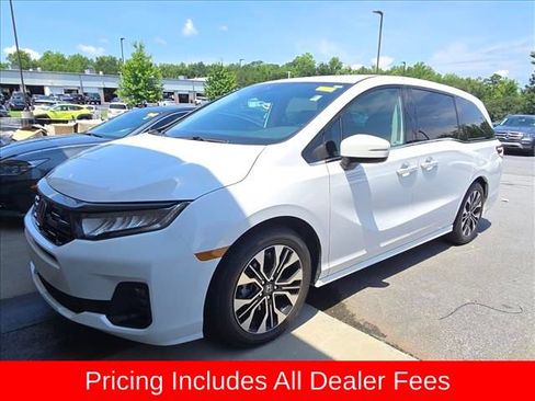 Used 2025 Honda Odyssey Elite image 2