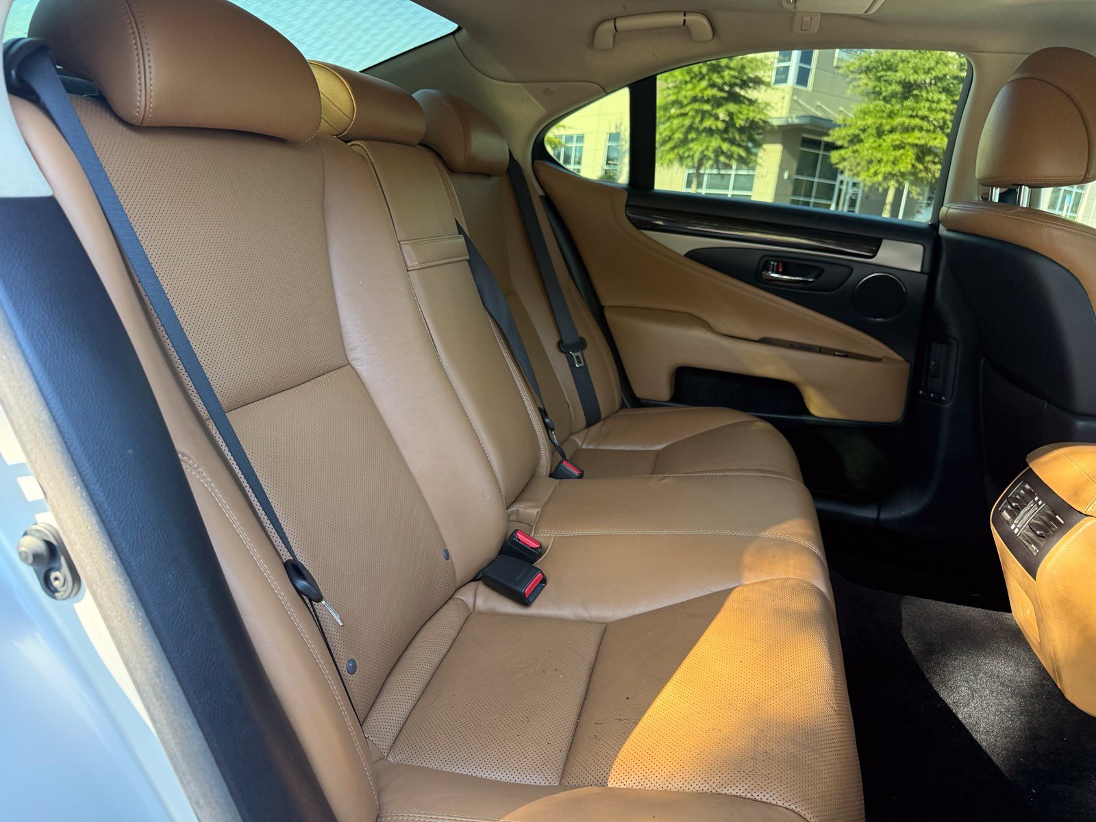 Used 2017 Lexus LS 460 w/ Comfort Package RWD image 43