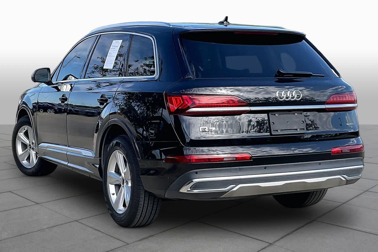 Used 2023 Audi Q7 2.0T Premium w/ Convenience Package AWD/4WD image 12