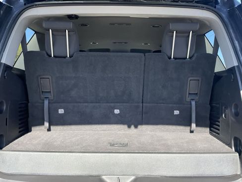 Used 2016 GMC Yukon SLE w/ Convenience Package image 17