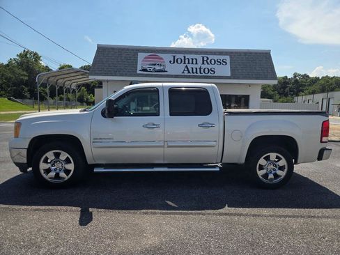 Used 2011 GMC Sierra 1500 SLE w/ Regional Value Package RWD image 1