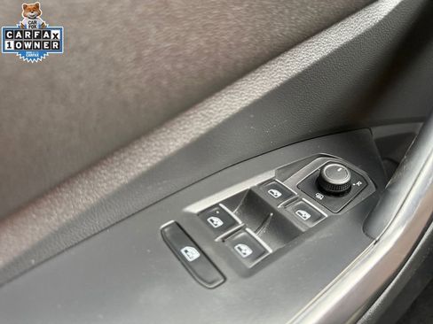 Used 2025 Volkswagen Jetta S FWD image 28