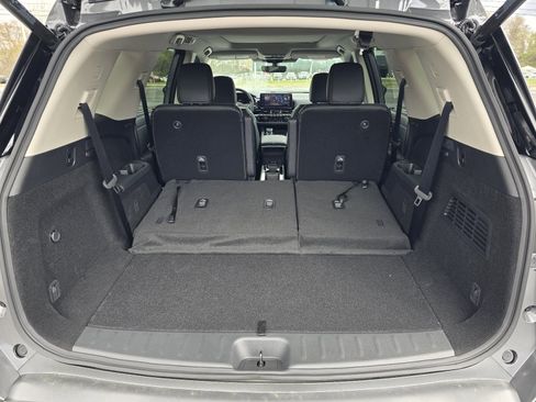 New 2026 Nissan Pathfinder SL AWD/4WD image 25