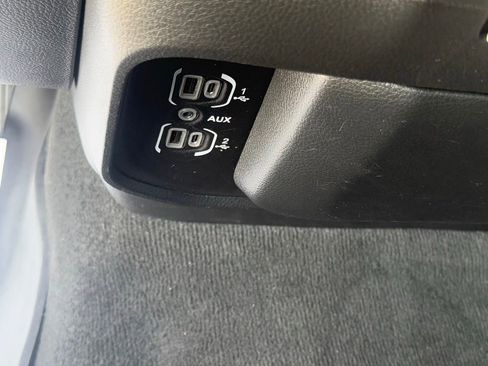 Certified 2021 RAM 1500 Laramie image 17