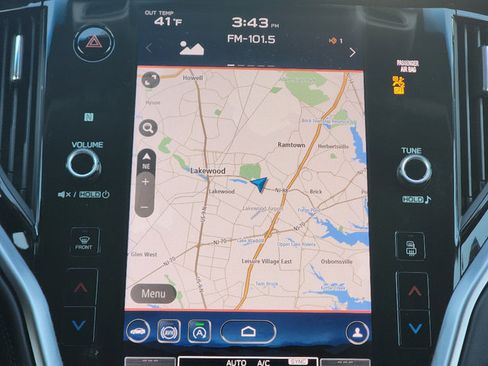 Certified 2022 Subaru Outback Premium image 9