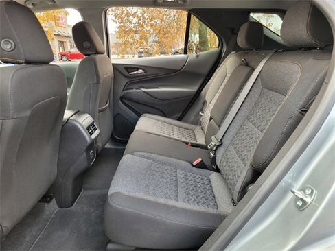 Used 2024 Chevrolet Equinox LT image 11