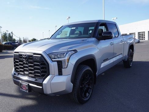 New 2025 Toyota Tundra Limited image 9