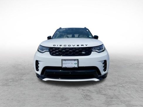 Certified 2025 Land Rover Discovery Dynamic SE AWD/4WD image 2