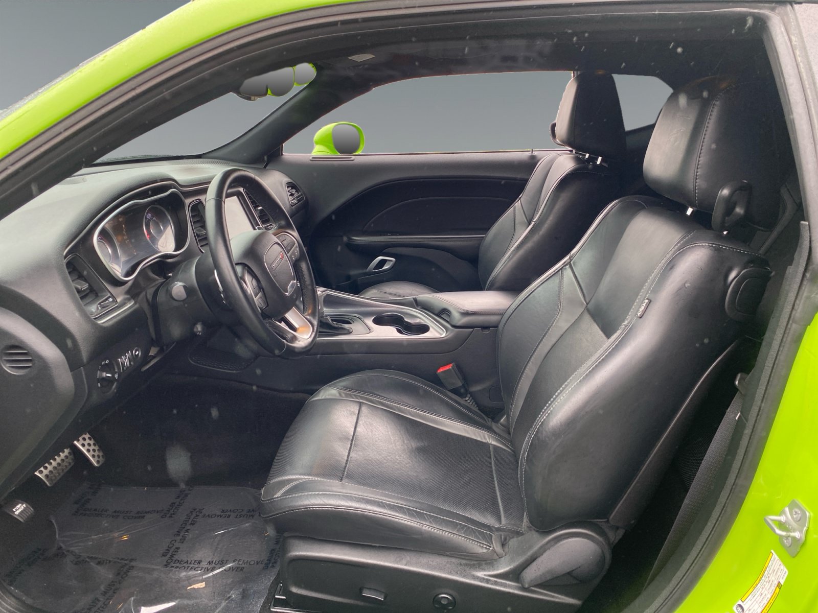 Used 2015 Dodge Challenger R/T Plus RWD image 9