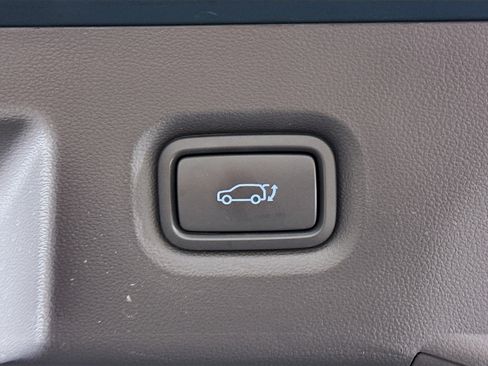 Used 2024 Hyundai Ioniq 5 SEL image 27