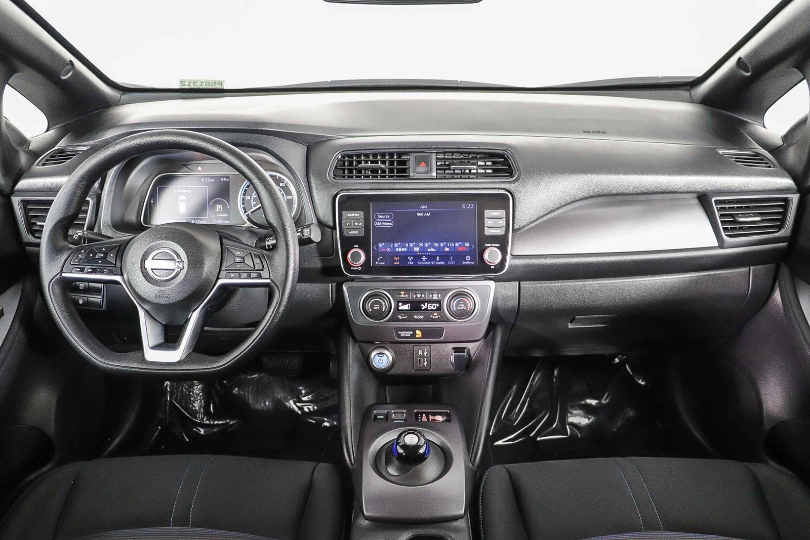 Used 2025 Nissan Leaf S FWD image 13