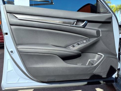 Used 2022 Honda Accord Sport Special Edition image 17