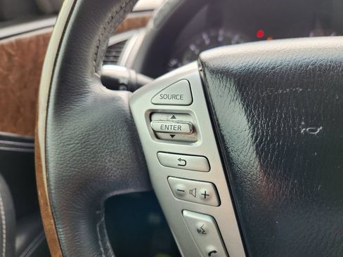 Used 2015 INFINITI QX80 2WD w/ 22" Wheel Package image 30
