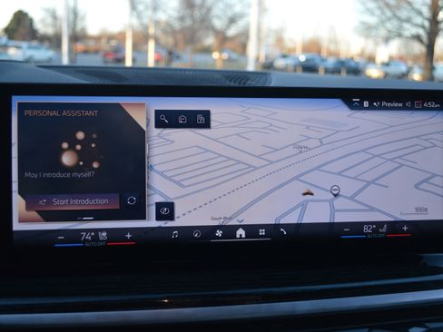 Certified 2025 BMW X6 xDrive40i image 17