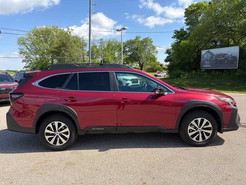 Certified 2025 Subaru Outback Premium w/ Popular Package #1A AWD/4WD image 8