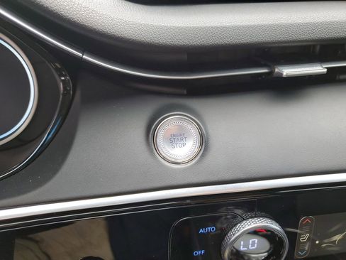 Used 2023 Genesis GV70 2.5T w/ Select Package image 28