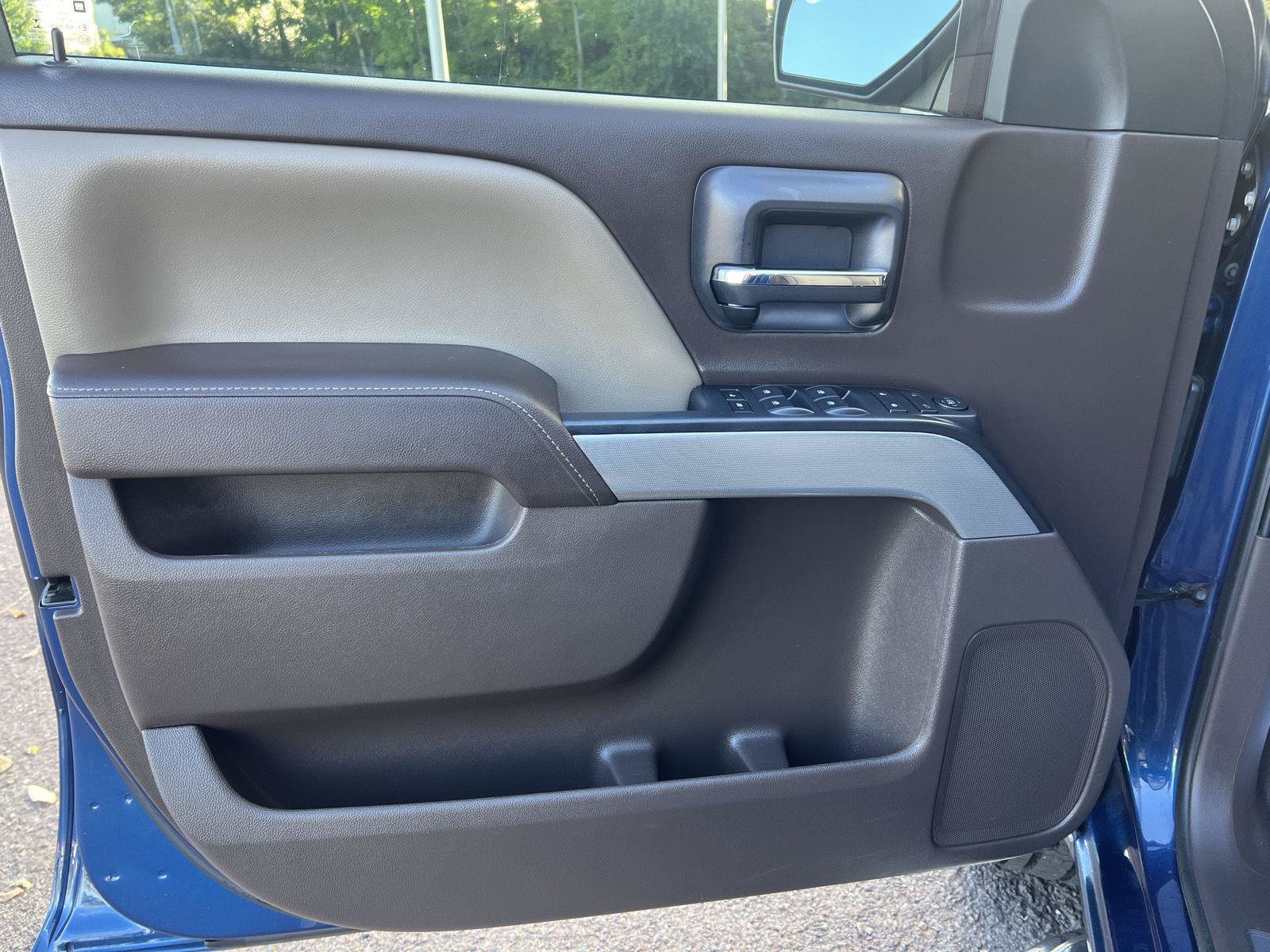 Used 2016 Chevrolet Silverado 1500 LT w/ All Star Edition AWD/4WD image 12