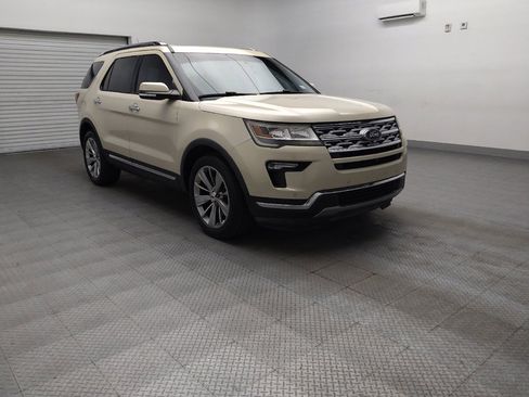 Used 2018 Ford Explorer Limited FWD image 13