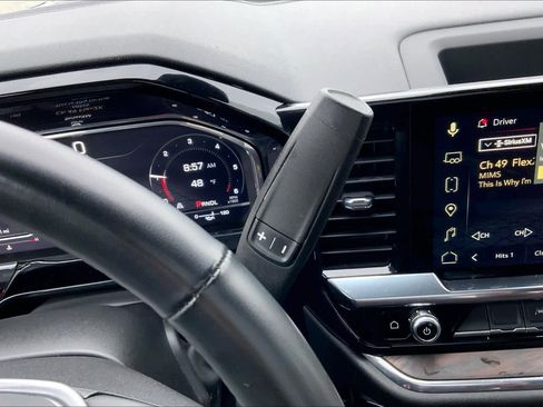 Used 2025 GMC Sierra 1500 SLT image 15