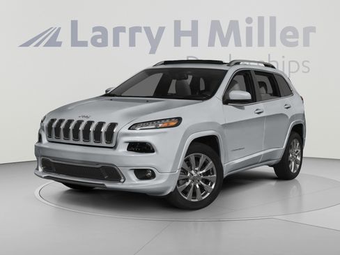 Used 2017 Jeep Cherokee Overland w/ Technology Group AWD/4WD image 1