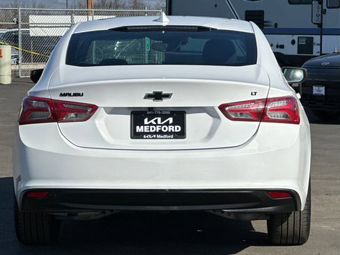 Used 2023 Chevrolet Malibu LT image 5