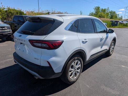 Used 2024 Ford Escape Active AWD/4WD image 10