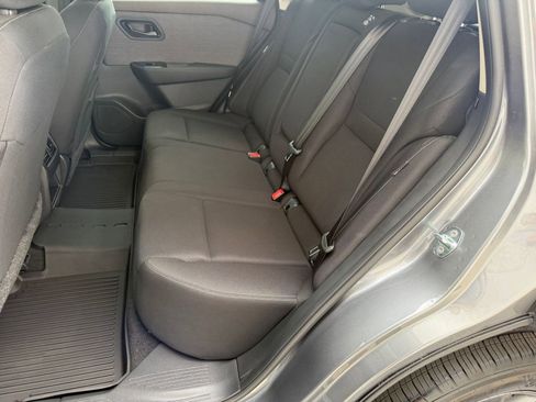 Used 2023 Nissan Rogue S image 13