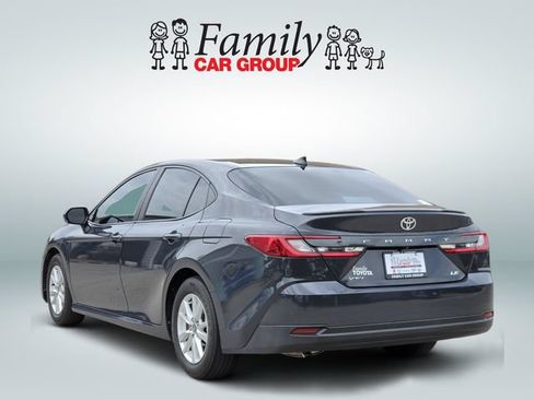 Used 2025 Toyota Camry LE w/ Convenience Package FWD image 3