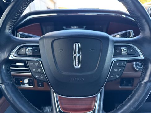 Used 2023 Lincoln Navigator L Reserve AWD/4WD image 28