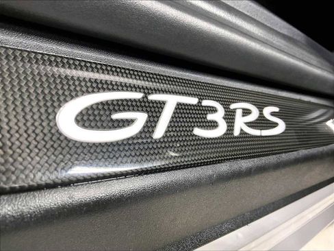 Used 2019 Porsche 911 GT3 RS image 41