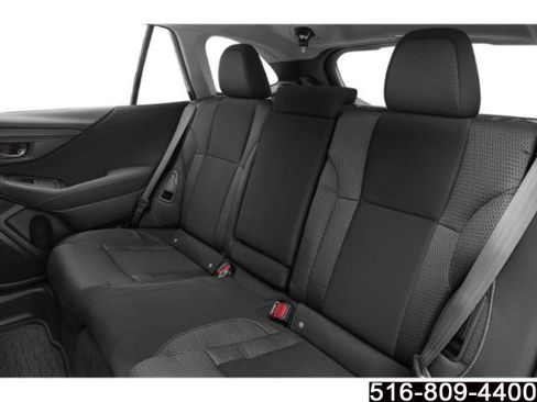 Used 2025 Subaru Outback Premium image 17