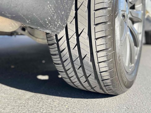 Used 2020 Land Rover Range Rover Velar R-Dynamic S image 53