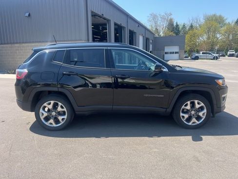 Used 2019 Jeep Compass Limited AWD/4WD image 4
