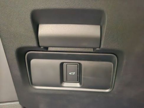 Used 2026 Land Rover Range Rover Evoque S image 21