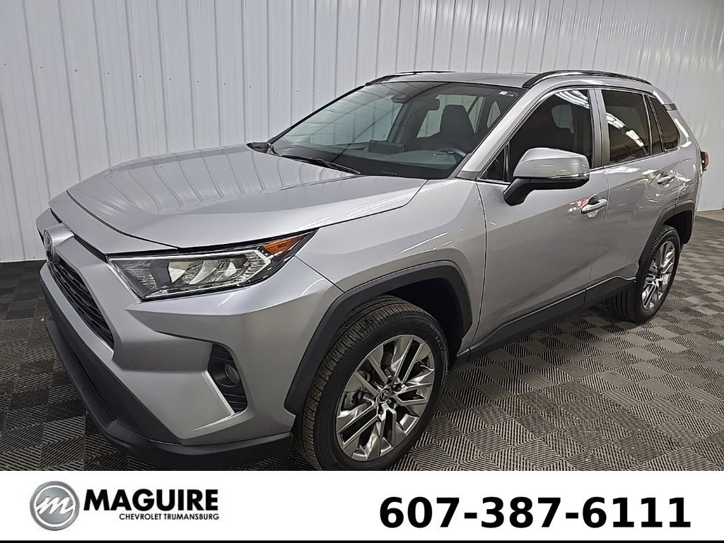 Used 2021 Toyota RAV4 XLE Premium FWD image 8