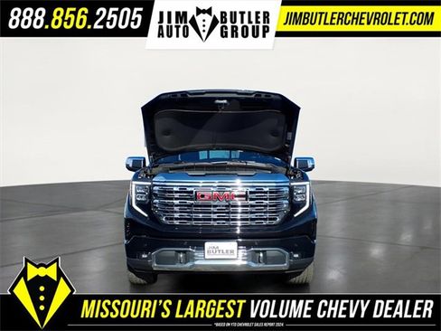 Used 2022 GMC Sierra 1500 Denali w/ Denali Reserve Package image 25