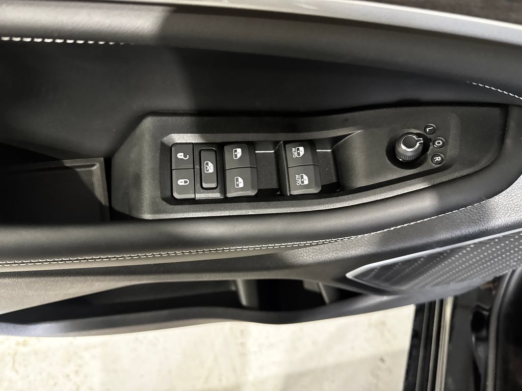 New 2026 Jeep Grand Cherokee L Limited AWD/4WD image 16