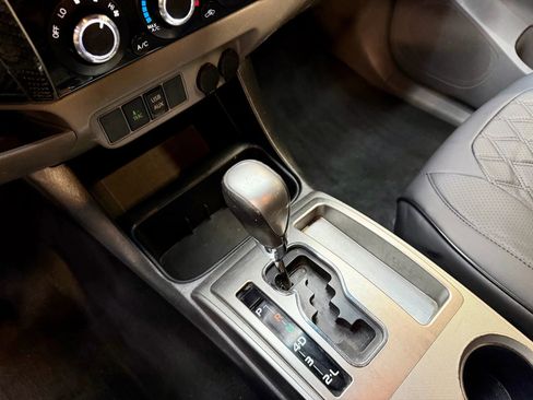 Used 2015 Toyota Tacoma Pickup 4D 5 ft image 18