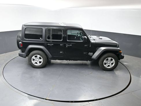 Used 2020 Jeep Wrangler Unlimited Sport S AWD/4WD image 42